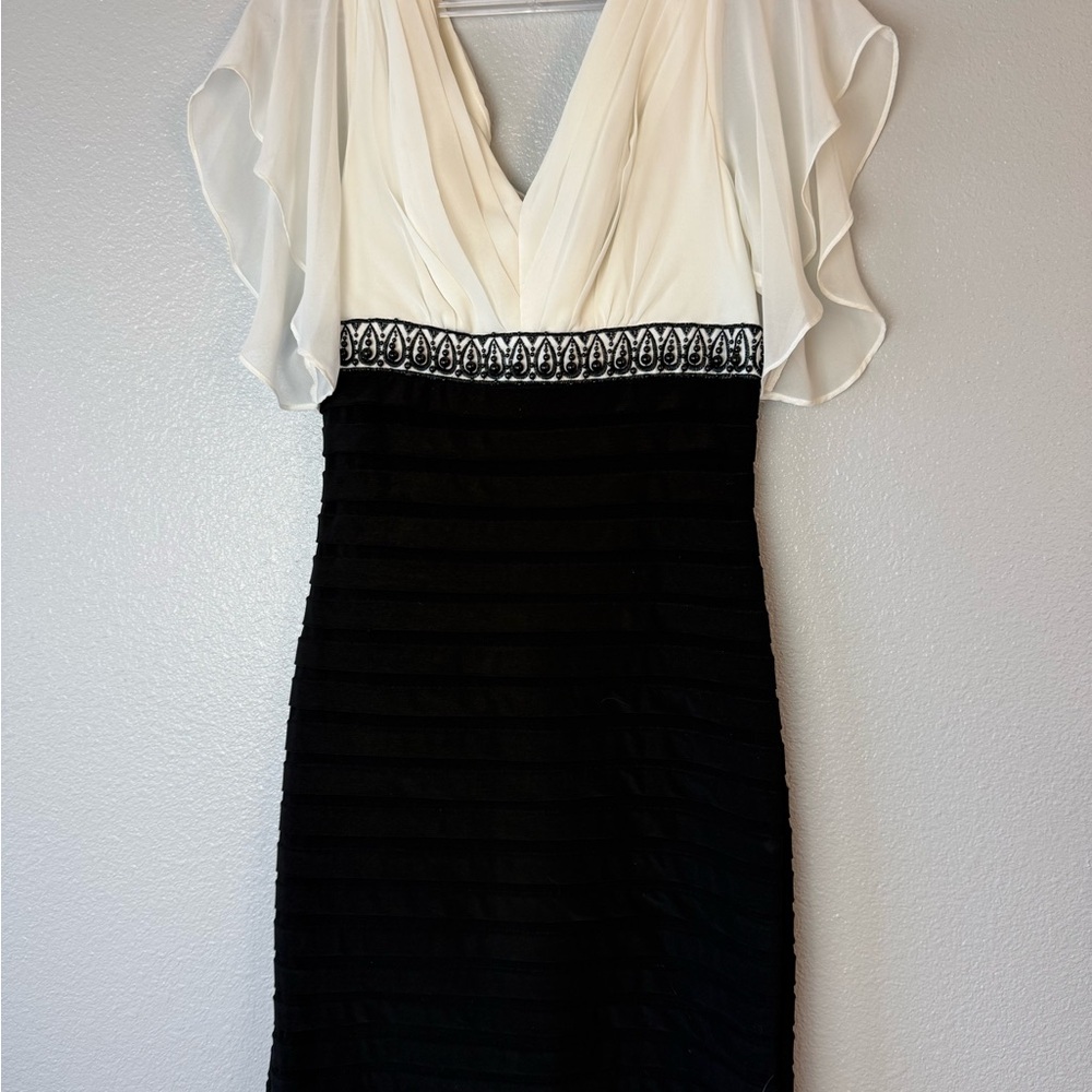 Adrianna Papell Ivory and Black One-Shoulder Illusion Dress